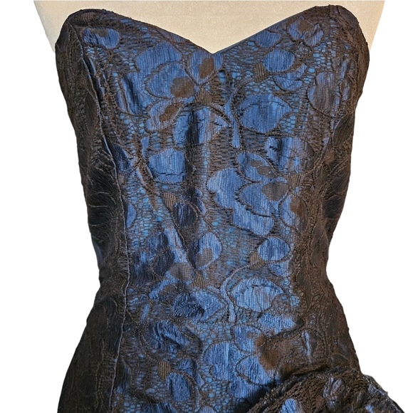 Vintage ILGWU cobalt blue strapless evening gown dress asymmetrical black lace 6 - Picture 12 of 17